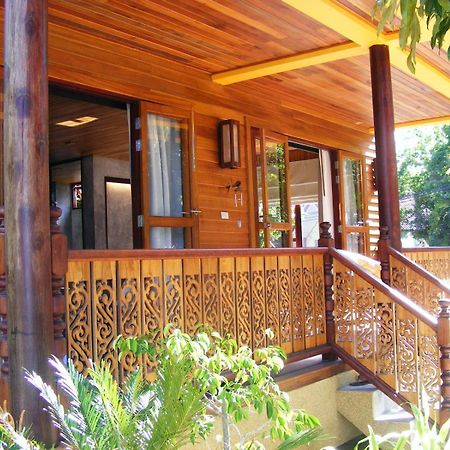 Baan Banyan Villa, Wood House Short Walk To Mae Nam Beach Buitenkant foto