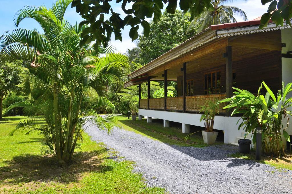 Baan Banyan Villa, Wood House Short Walk To Mae Nam Beach Buitenkant foto